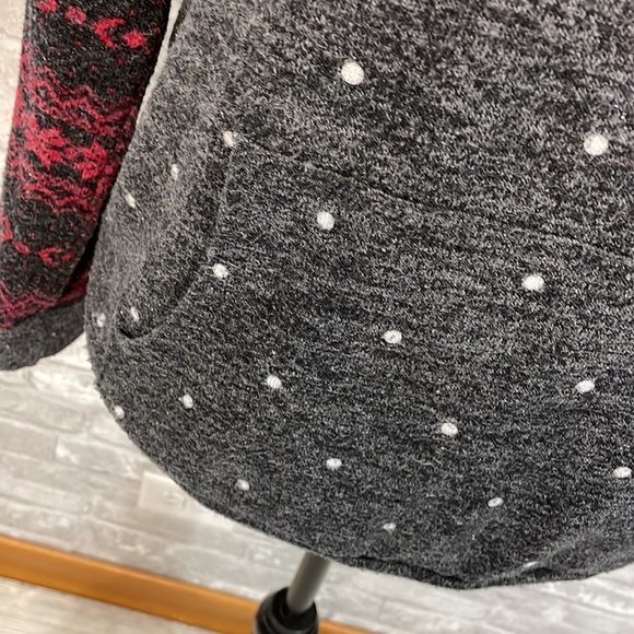 12PM by Mon Ami Dotted Top - Picture 2 of 6